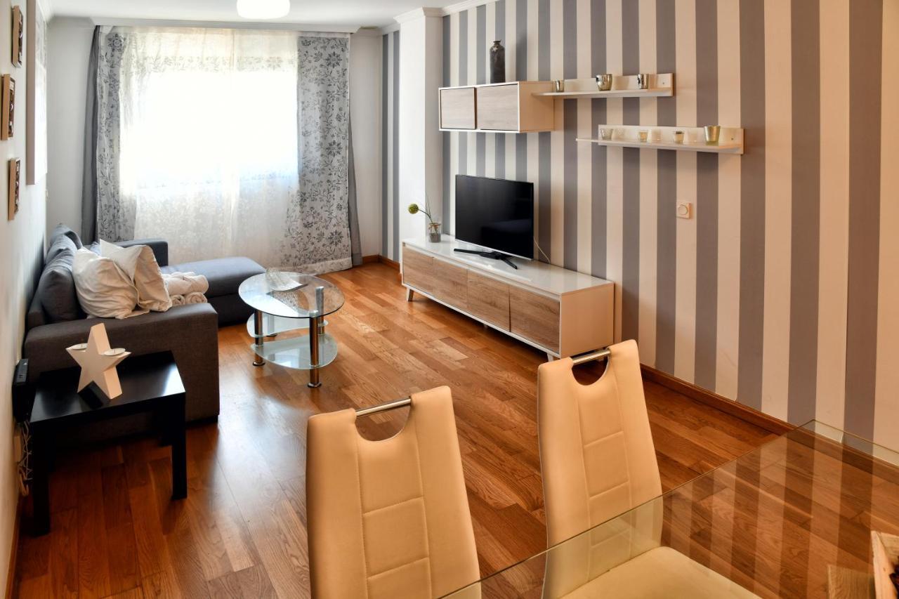 Wonderstays Apartamentos La Estacion Málaga Exteriör bild