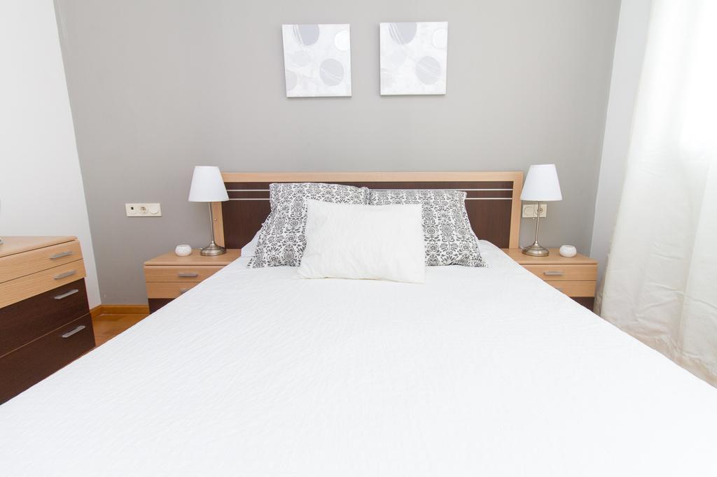 Wonderstays Apartamentos La Estacion Málaga Exteriör bild