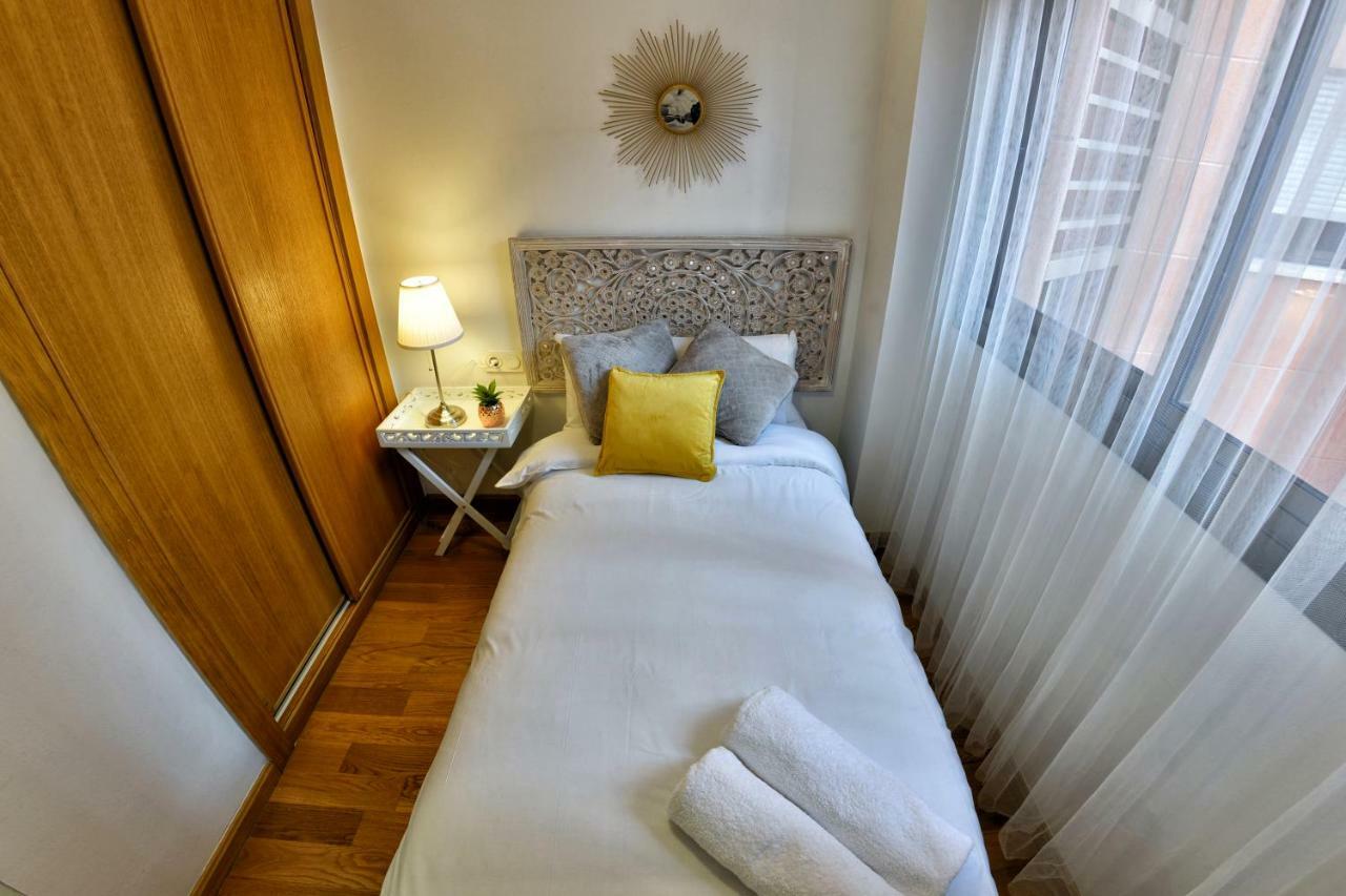 Wonderstays Apartamentos La Estacion Málaga Exteriör bild